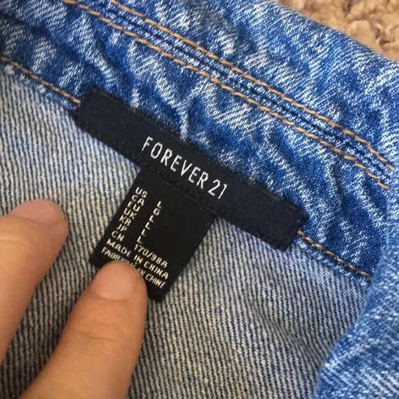 Forever 21 jean jacket - Picture 2 of 2